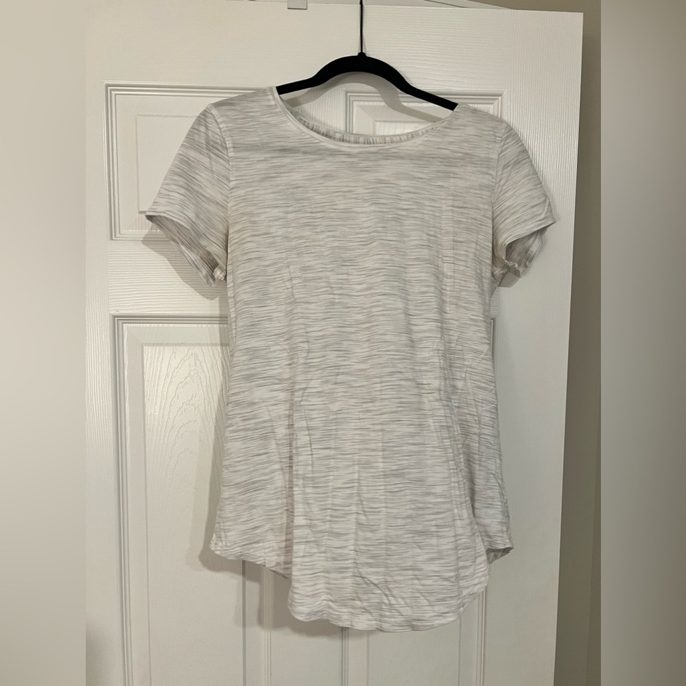 Lululemon top